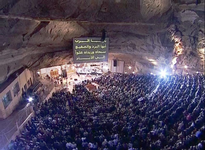 Egypt's-Remarkable-Prayer-Gathering.jpg